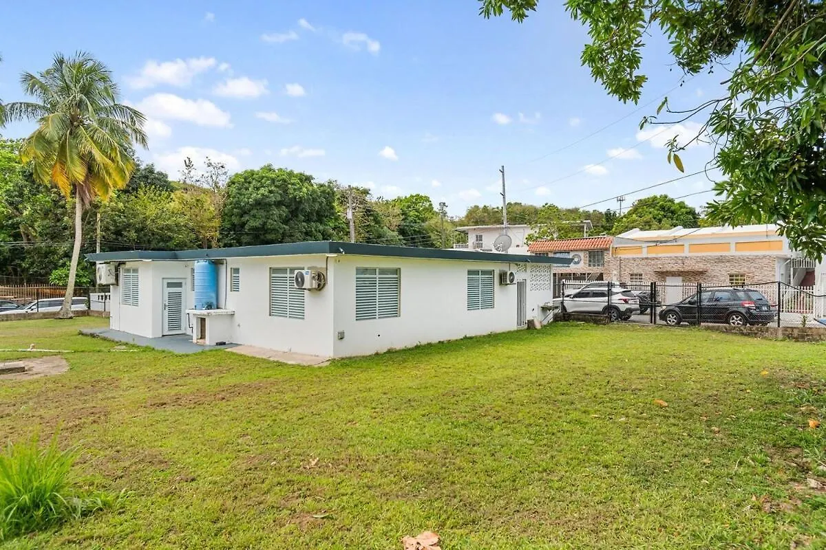 Luquillo Family Home Sleeps 10 Near Beach Boqueron Holiday home